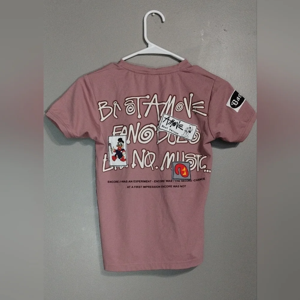 Gusto Tees Pink Graphic T-Shirt Size (30) (S)
